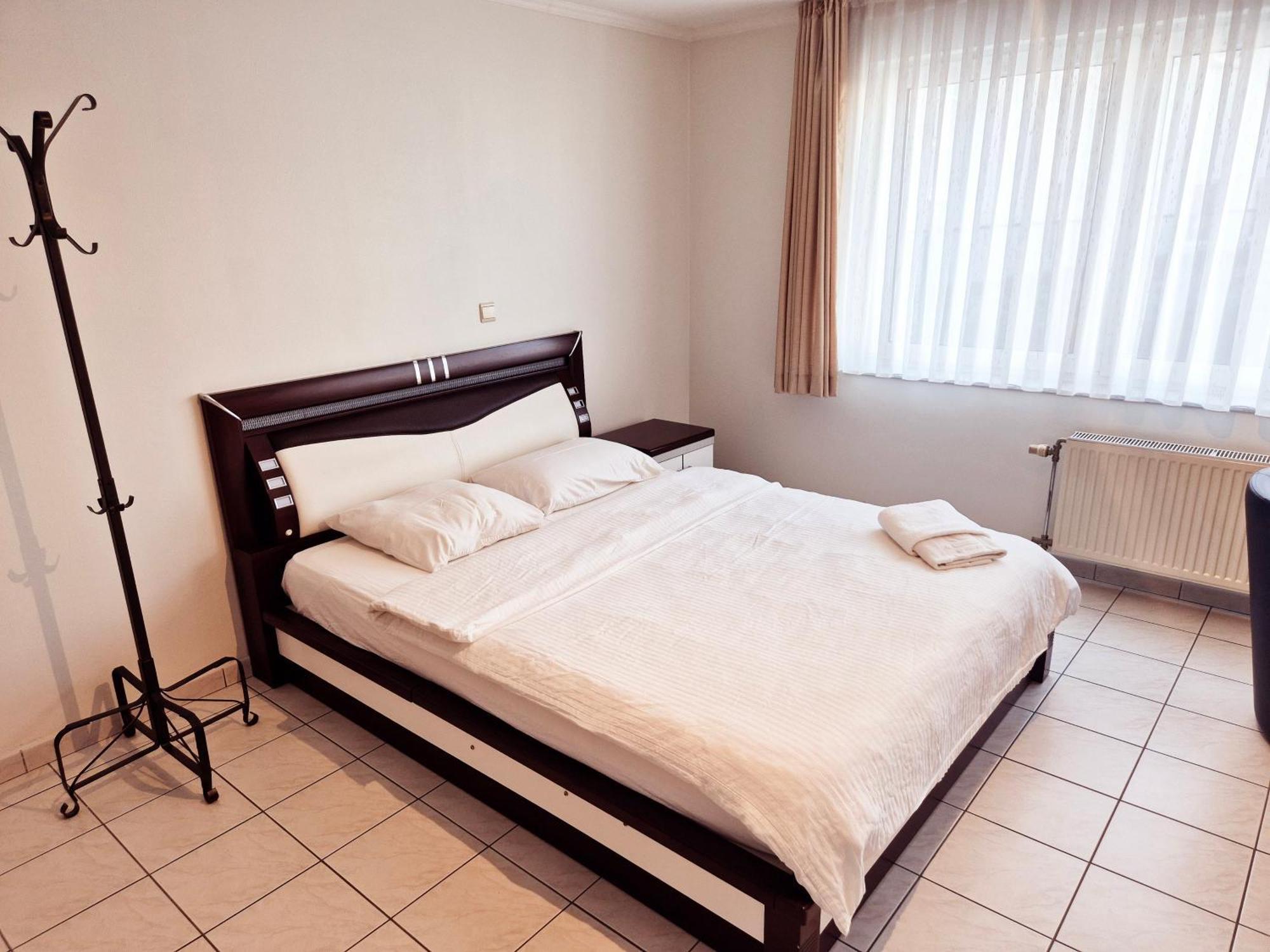 Flatpolis Brussels Airport Budget Дигем Экстерьер фото