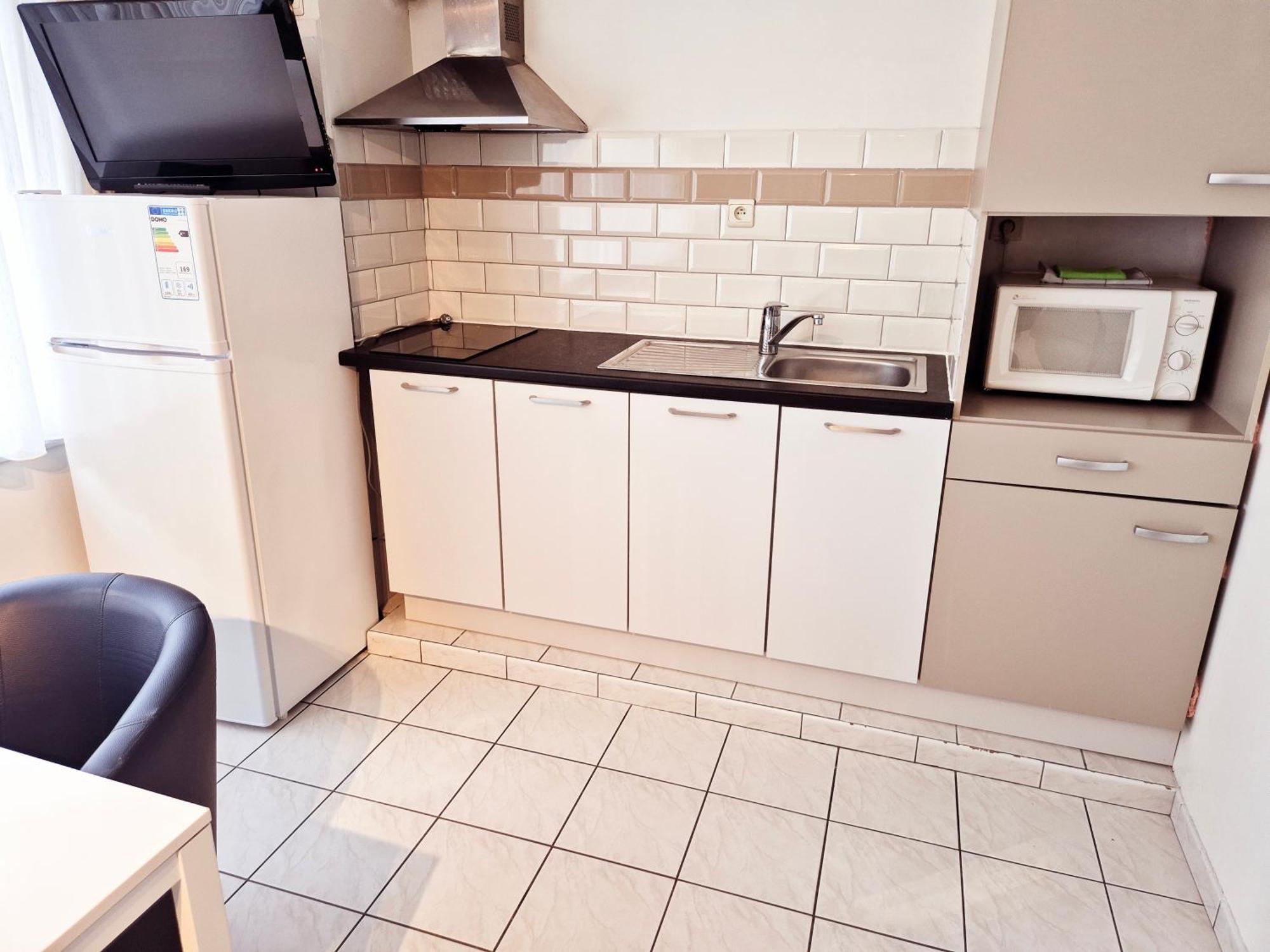 Flatpolis Brussels Airport Budget Дигем Экстерьер фото